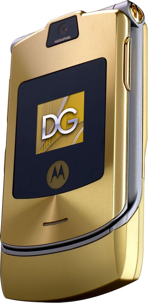 Motorola V3i de oro en Dolce & Gabbana .